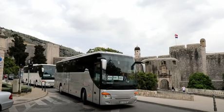 Autobusi - 1