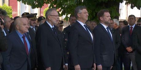 Premijer Andrej Plenković u Okučanima