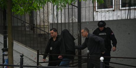 Uhićenje učenika koji je pucao u beogradskoj školi - 2