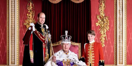 Kralj Charles III., princ William i princ George