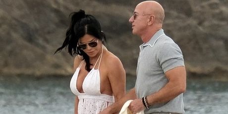 Jeff Bezos i Lauren Sanchez