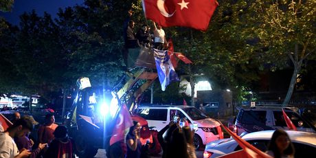 Slavlje na ulicama Istanbula