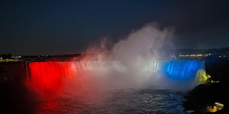 Niagara u bojama hrvatske zastave - 4