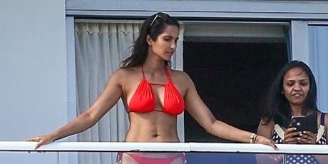 Padma Lakshmi - 6
