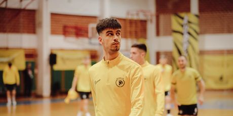 Duje Dragun, kapetan Aurelije