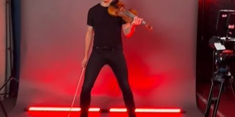Alexander Rybak svira ''Rim Tim Tagi Dim'' - 4