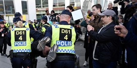 Sukob prosvjednika i policije u Malmöu - 2