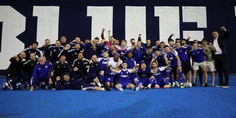 Dinamova momčad zajedno s navijačima slavi 25. naslov prvaka Hrvatske