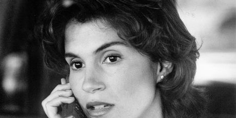 Jami Gertz - 4