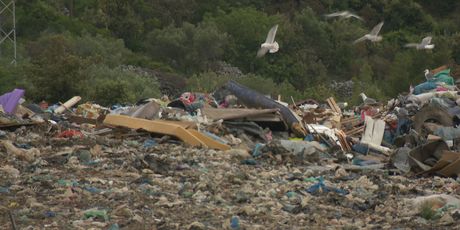 Poziv: Deponij smeća na Hvaru - 4
