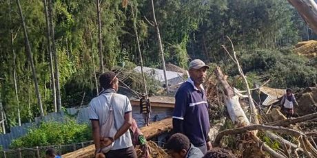 Odron u udaljenom selu Papue Nove Gvineje ubio oko 100 ljudi