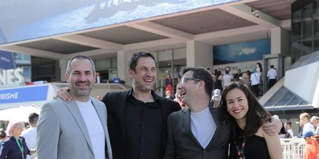 Ekipa filma Čovjek koji nije mogao šutjeti u Cannesu