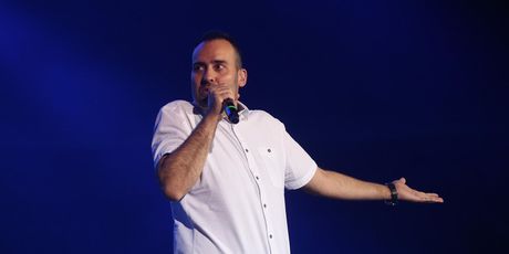 Rafael Dropulić Rafo na koncertu Progledaj srcem