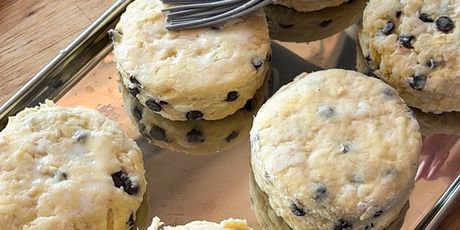 Preporuka Cellulite Factory: Scones s čokoladom i jagodama