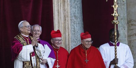 Papa Lav XIV.