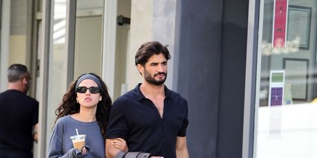 Guy Binns i Eiza Gonzalez - 4