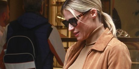 Michelle Hunziker - 6