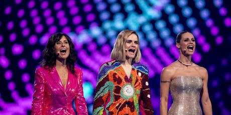 Hazel Brugger, Michelle Hunziker i Sandra Studer - 3