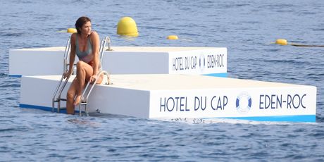 Helena Christensen - 7