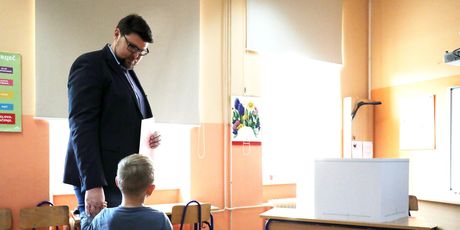 Peđa Grbin s obitelji - 2