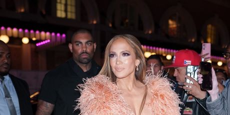 Jennifer Lopez - 5