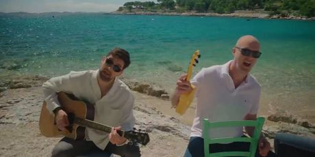 In Magazin: klapa Rišpet - 4