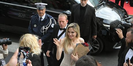 Angelina Jolie - 5