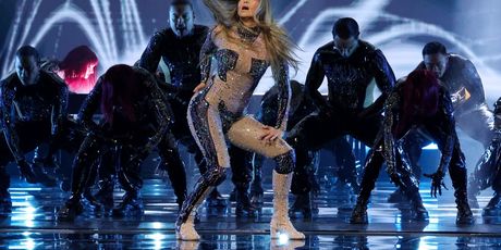 Jennifer Lopez - 6