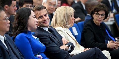 Emmanuel i Brigitte Macron - 6