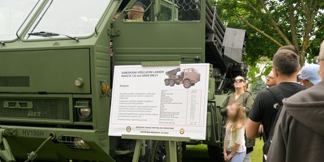 Izložba naoružanja, borbene i neborbene tehnike i opreme postrojbi Hrvatske vojske - 1