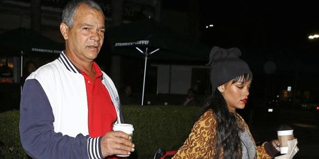 Rihanna i tata Ronald Fenty - 1