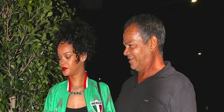 Rihanna i tata Ronald Fenty - 9