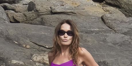 Carla Bruni - 3