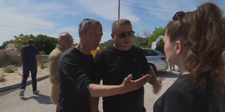 Napad na novinarsku ekipu