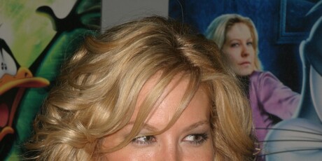 Jenna Elfman - 9