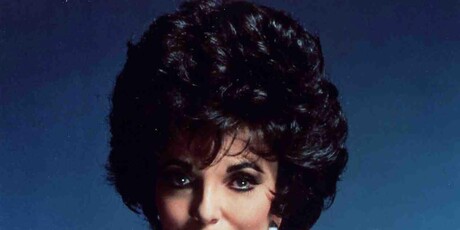 Joan Collins - 4