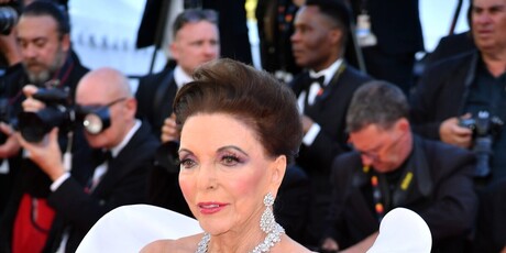 Joan Collins - 7