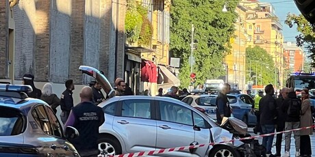Napad automobilom i nožem u Modeni - 6