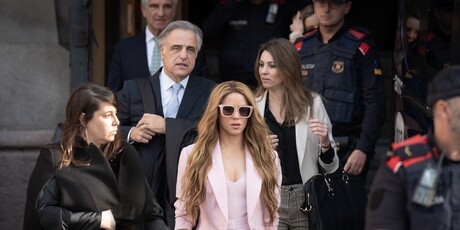 Shakira - 2