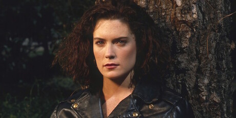 Lara Flynn Boyle - 4