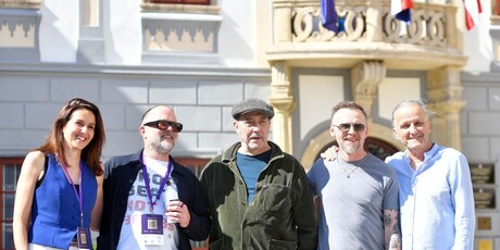 James Mather, Ciarán Hinds i Simon Pegg