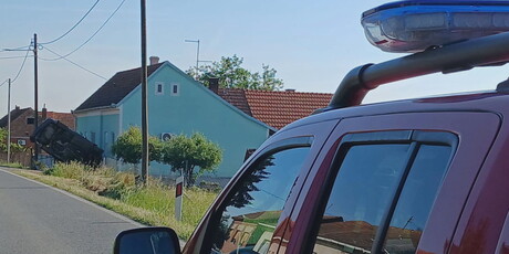 Pijana vozačica autom se zabila u kuću - 1