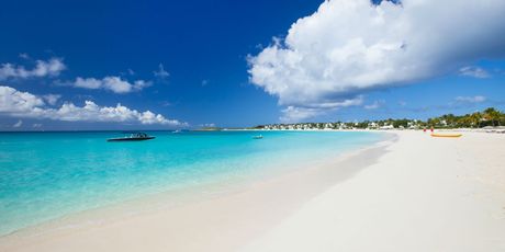 Grace Bay, Karibi