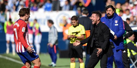 Antoine Griezmann i Diego Simeone (Foto: AFP)