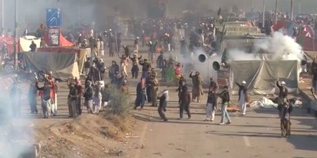 Prosvjedi u Pakistanu (Foto: Dnevnik.hr) - 3