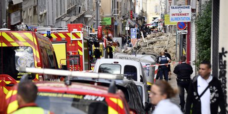 Srušila se peterokatnica u Marseilleu (Foto: AFP) - 5