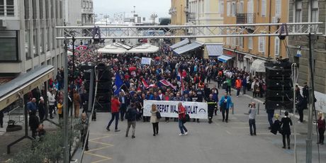 Radnici 3.maja izašli na ulice (Foto: Dnevnik.hr) 6