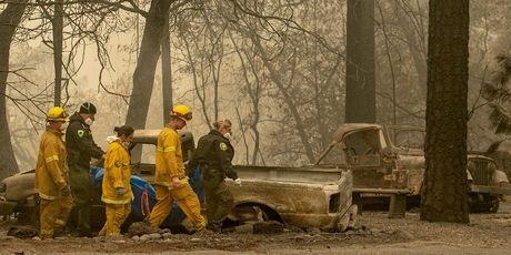 Strašan požar u Kaliforniji (Foto: AFP) 2