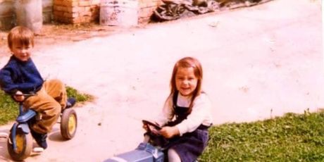Martina kao djevojčica u Vukovaru (Foto: obiteljski album)