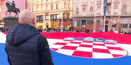 Zastava na Trgu bana Jelačića